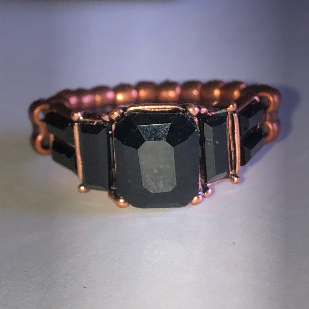 Black Rhinestone Stretch Ring with Copper Tone Stretch Band